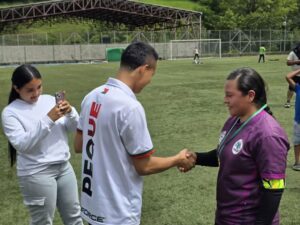 Peque premió a los campeones de las Olimpiadas Campesinas 2026