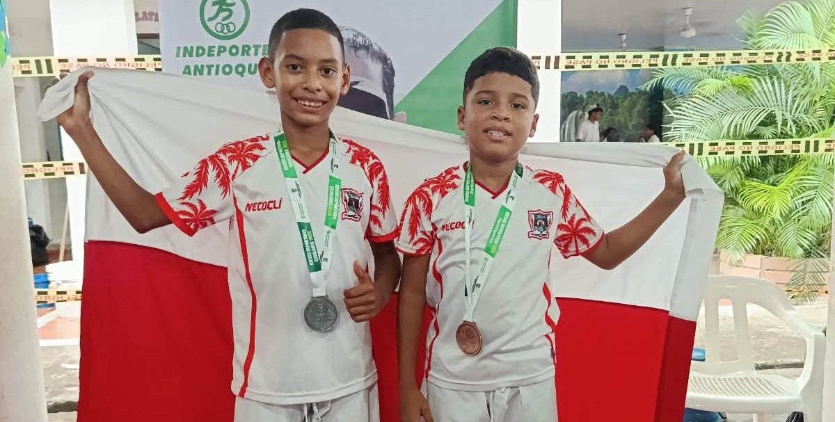 Yeimar Blaquicet y Dylans Moreno suben al podio por Necoclí en taekwondo escolar Imagen de apoyo sobre taekwondo escolar en los Juegos Escolares de Antioquia.
